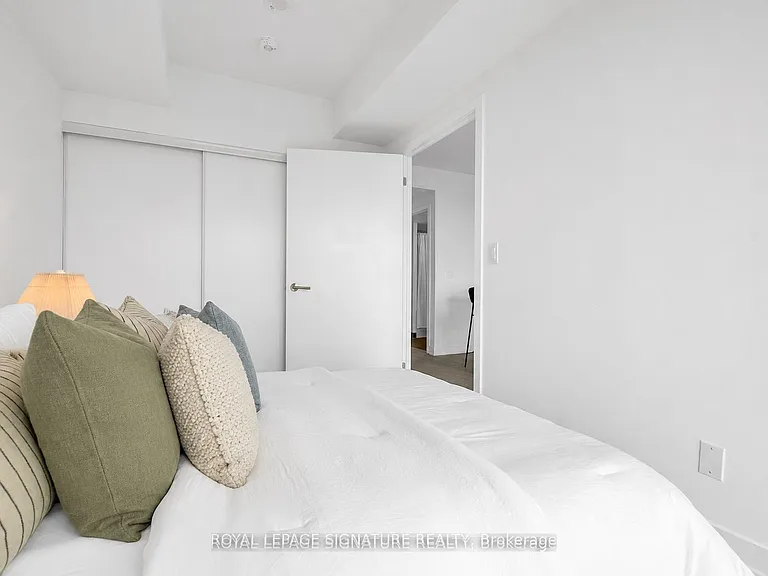 47 Mutual St #3006 — Photo 5