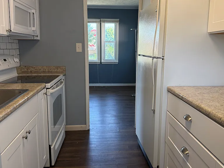 7089 Decatur St — Photo 1