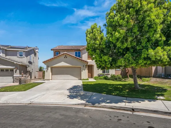 233 Petunia Ct, San Marcos, CA 92069