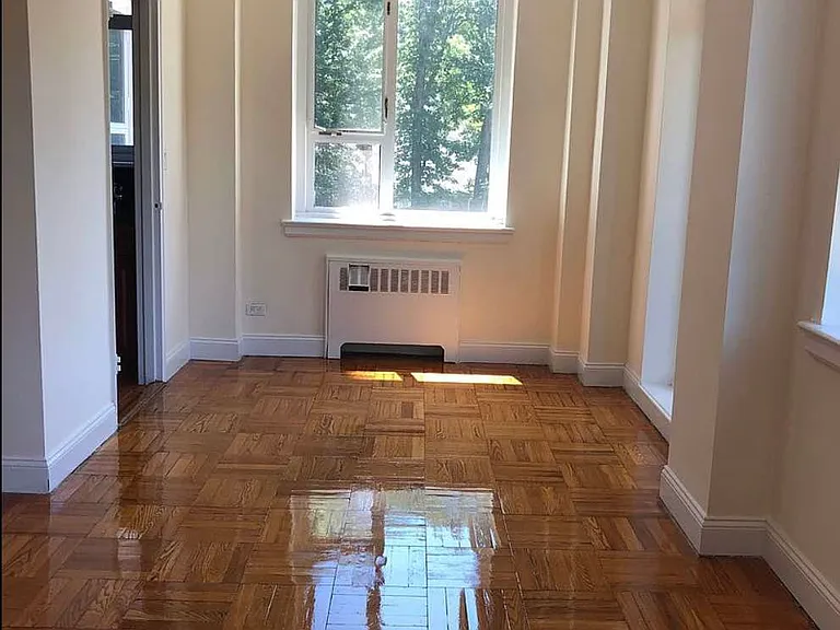5355 Henry Hudson Pkwy #4F — Photo 4
