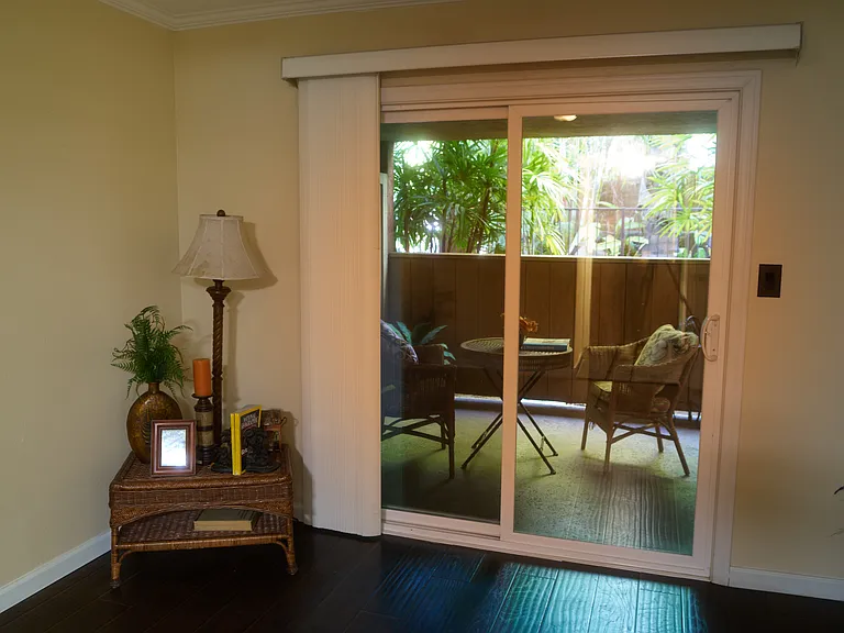 Amberwood Garden Apartments — Photo 14