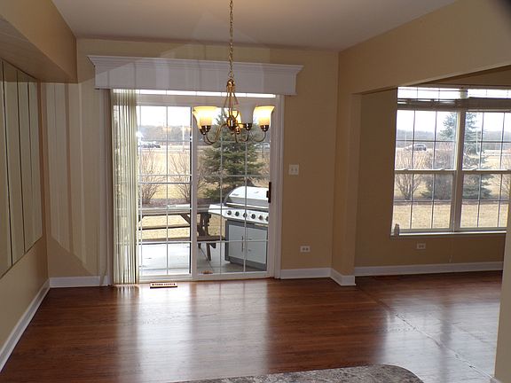 5th image of 16614 Knottingwood Ave