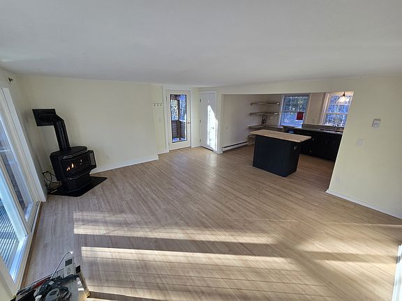 2nd image of 195 Pinkham Notch Rd #2