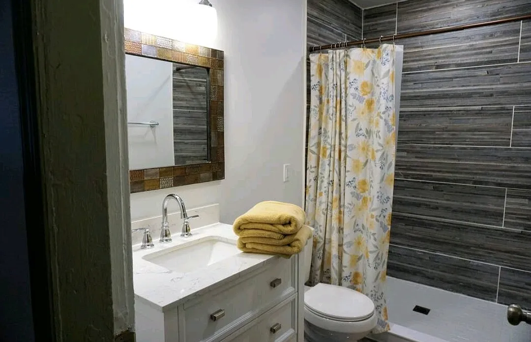 2 bed, 1100 sqft, $1,450 — Photo 4