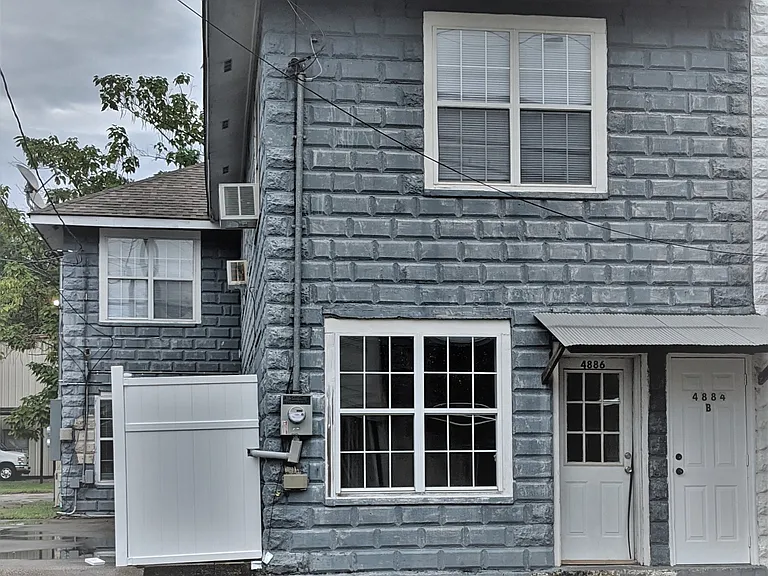 4884 Highway 589 #C — Photo 2
