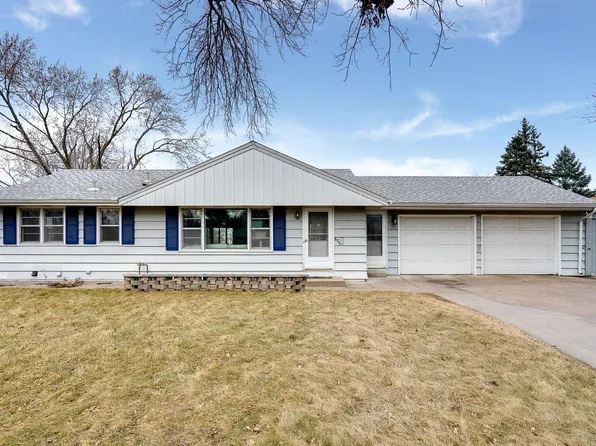 651 Helene Pl NE, Fridley, MN 55432