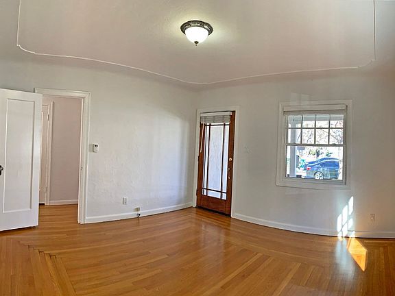 4th image of 1219 Sherwood Ave