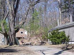 3rd image of 4 Webster Ln