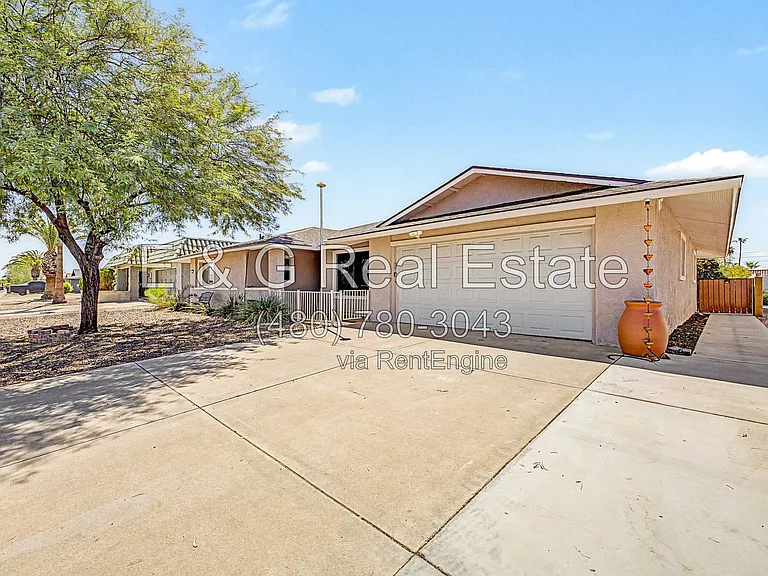 9847 W Wrangler Dr — Photo 2