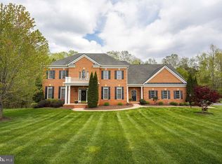 73 Stefaniga Farms Dr, Stafford, VA 22556