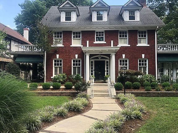 3rd image of 1716 Franklin Ave