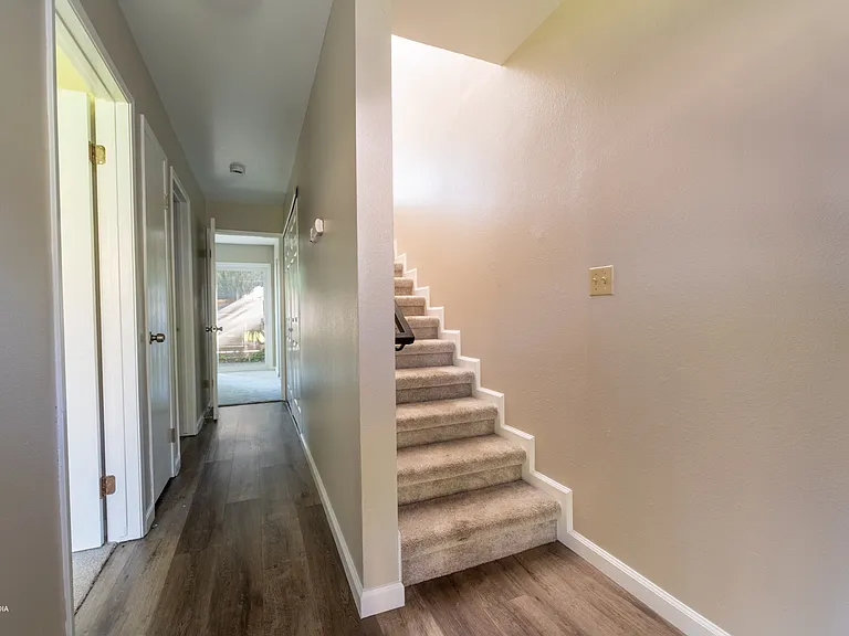 1759 W 3rd St — Photo 3