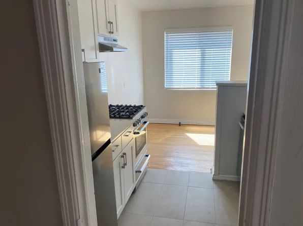 600 S Logan St APT 5, Denver, CO 80209