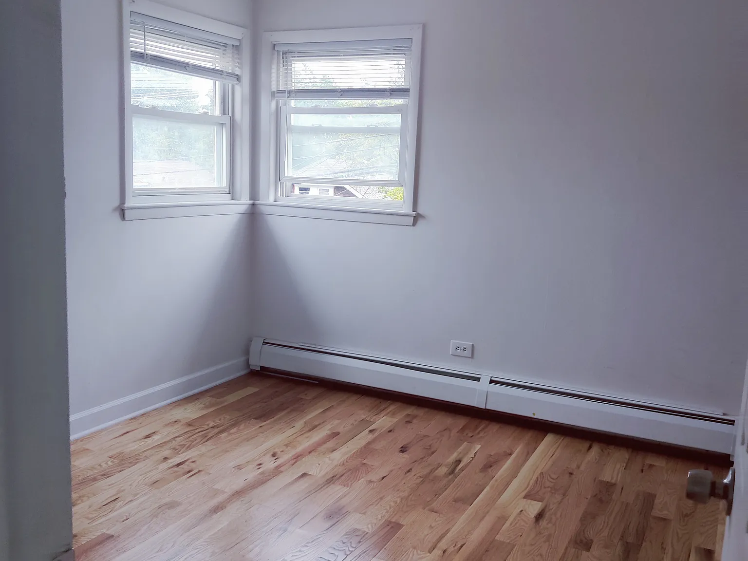 3 bed, $1,600 — Photo 4