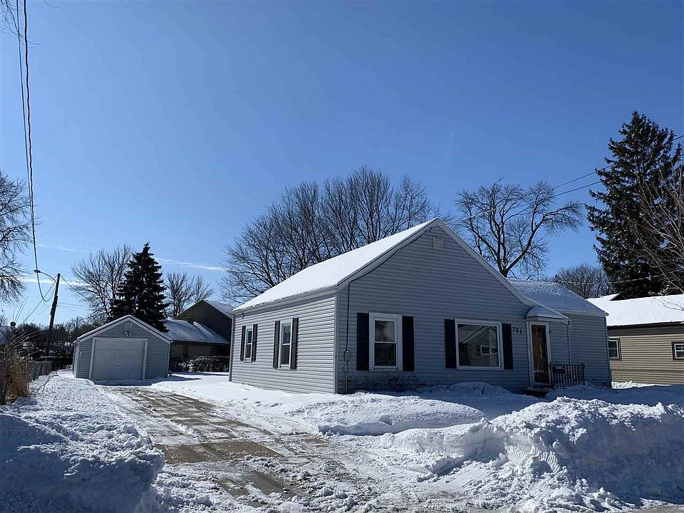 721 Paris Street MENASHA