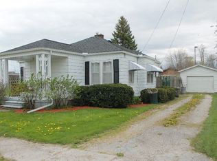 205 W Benjamin St, Linwood, MI 48634