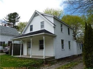 37 Spring St, Calais, ME 04619