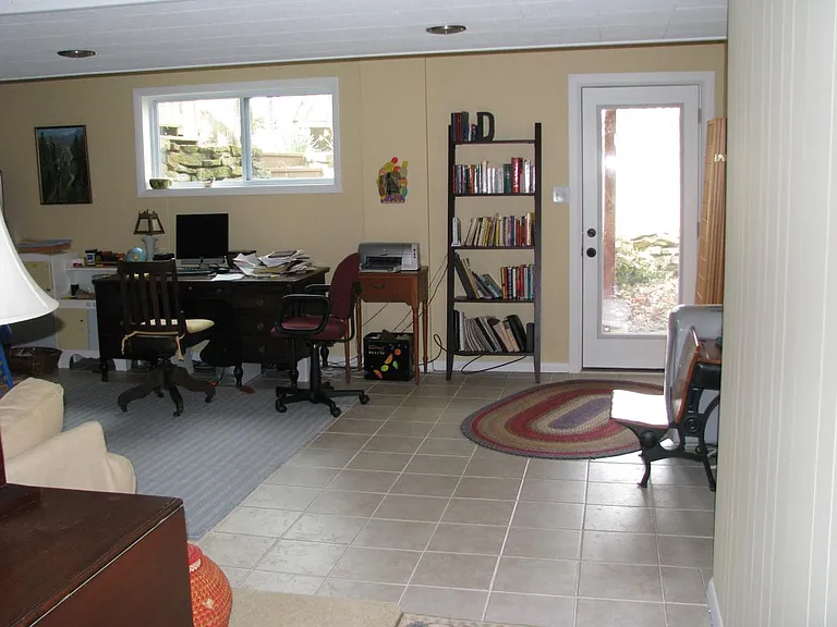 1206 S Longwood Dr — Photo 15