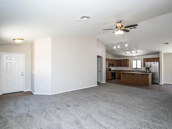 4th image of 15149 N Verbena St