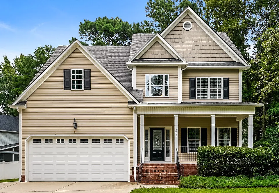 221 Worthington Ct