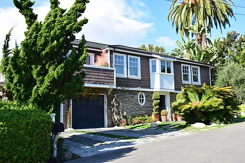 668 Anita St Photo 1