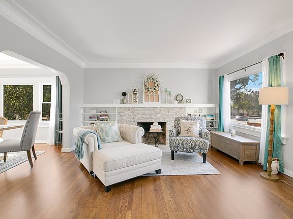 4th image of 3020 Goldsmith St