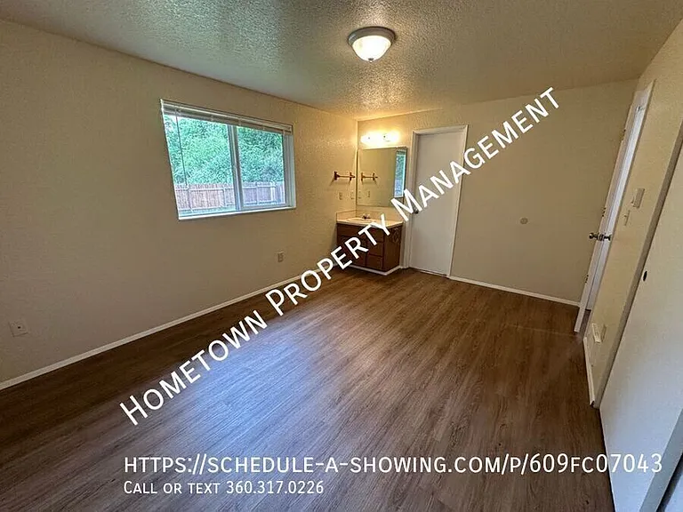 1617 Elizabeth St SE — Photo 12