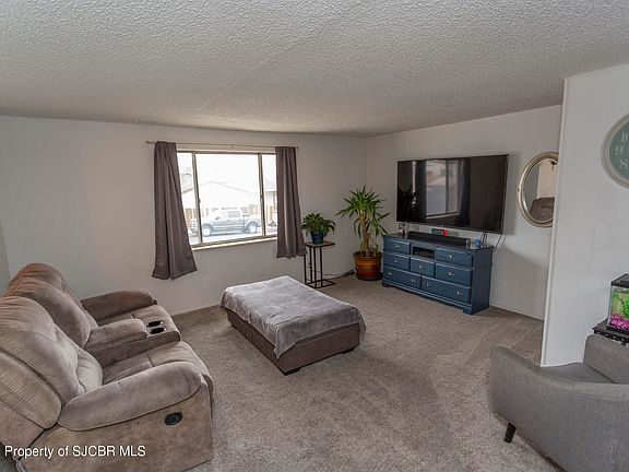 4th image of 4303 Queensway Dr