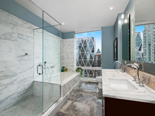 25 Columbus Circle image 19 of 47