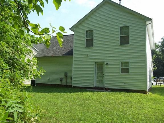 4th image of 1021 Blazingwood Dr
