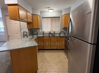 370 W 4900 S APT 8, Washington Terrace, UT 84405
