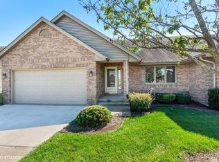 1366 Milan Dr S, Sycamore, IL 60178