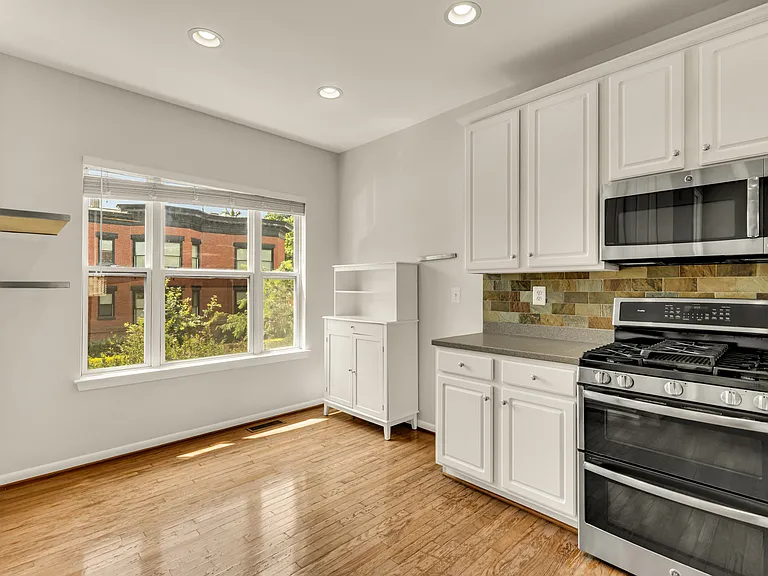 1227 V St NW — Photo 18