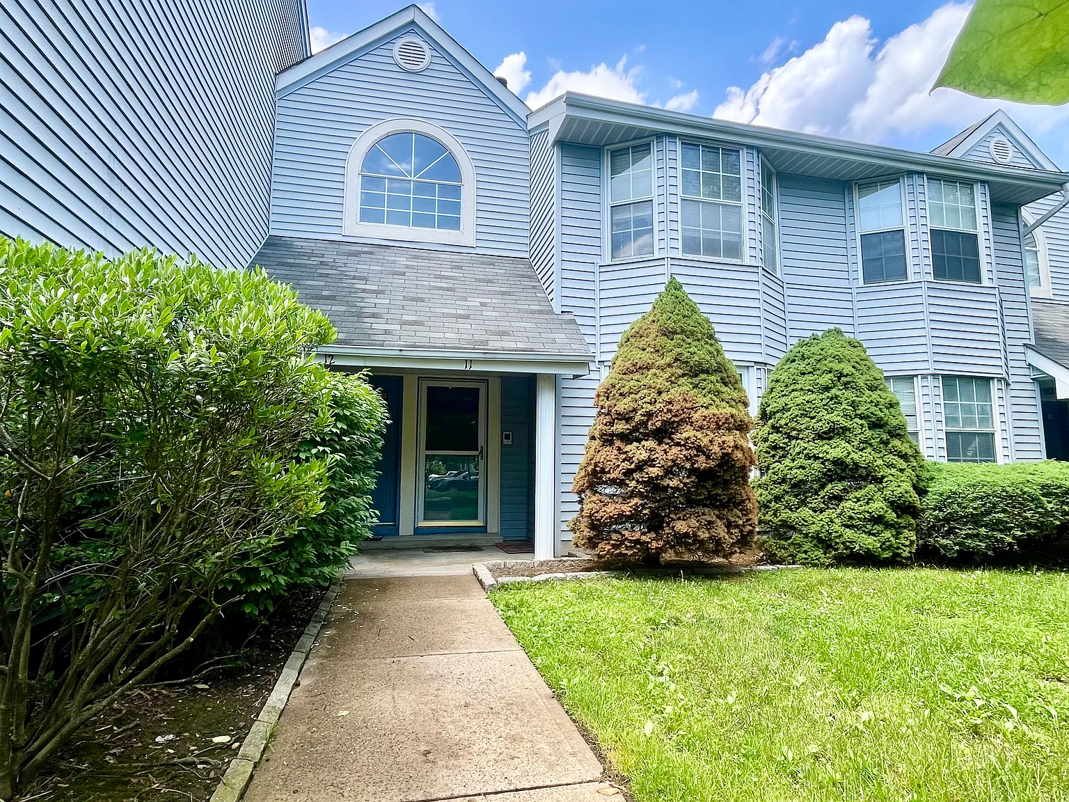 1 bed, 732 sqft, $2,100 — Photo 1