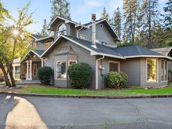 791 Highway 238, Jacksonville, OR 97530