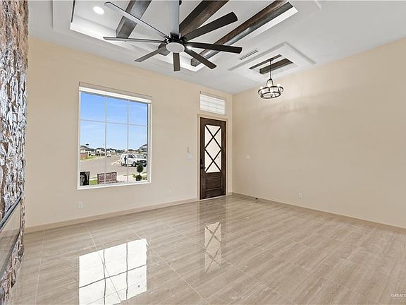 4th image of 3001 Silver Oak Ave