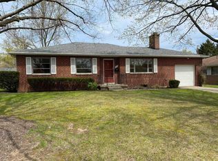 960 Lambeth Dr, Columbus, OH 43220