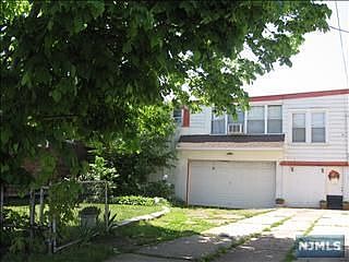2nd image of 196 Farnham Ave