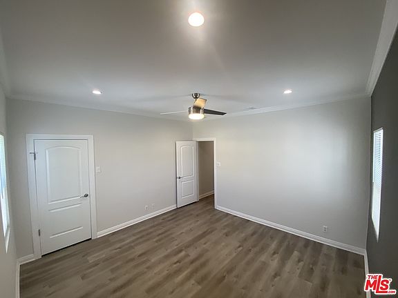 3rd image of 414 N Ogden Dr