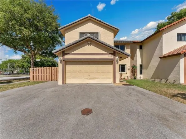 9646 SW 151st Ave, Miami, FL 33196
