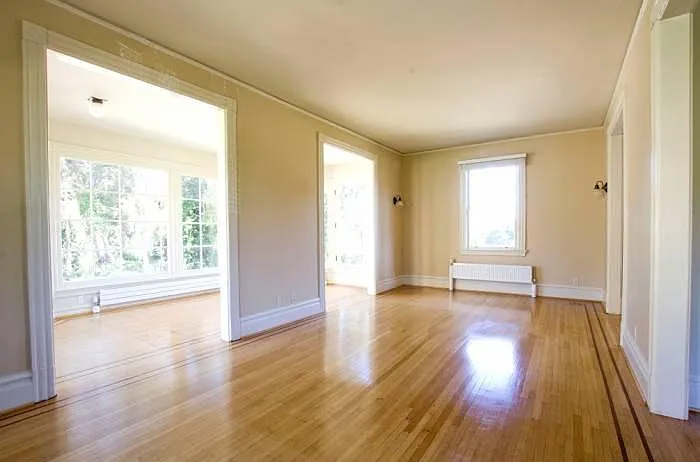 5 bed, 3.5 bath, 3300 sqft, $18,000 — Photo 2