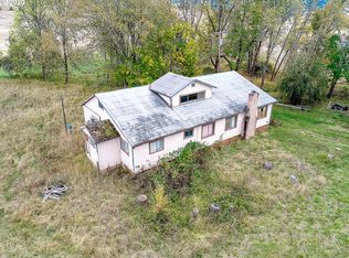 890 Jones Rd, Roseburg, OR 97471