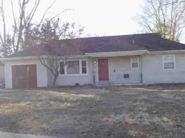 4305 E 113th St, Kansas City, MO 64137
