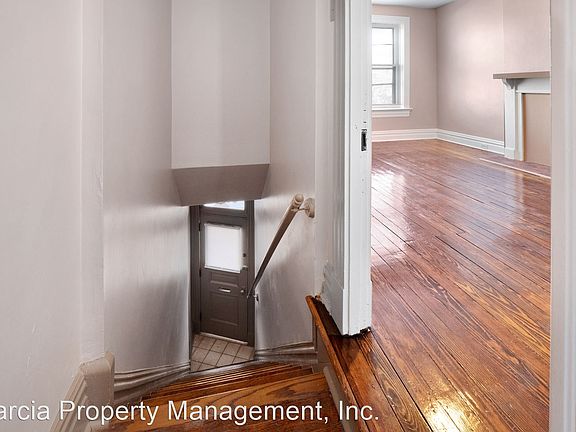 4th image of 3658A Shenandoah Ave