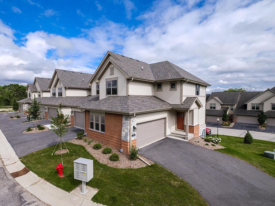 1st image of 165 Aerie CIRCLE #106