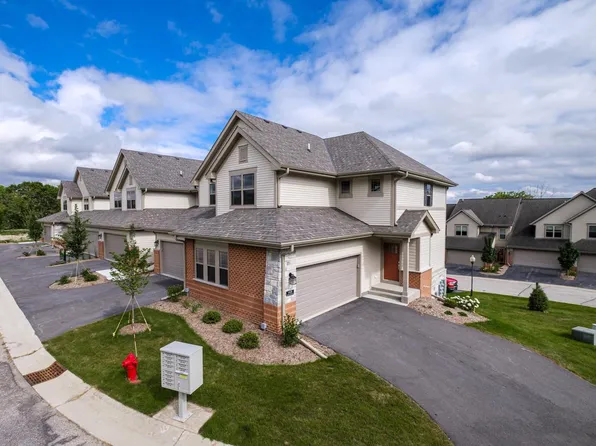 165 Aerie CIRCLE #106, Brookfield, WI 53045