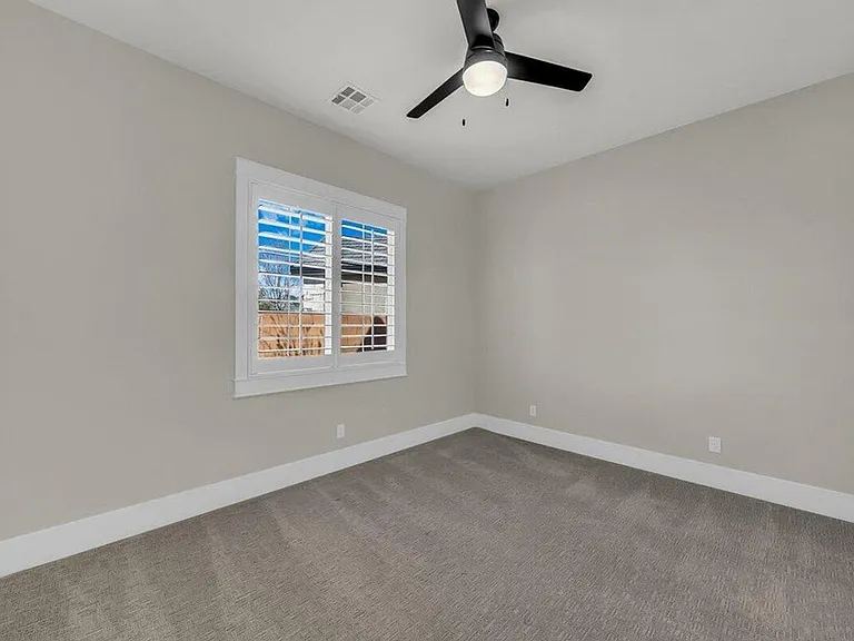 4159 S 490 E — Photo 23