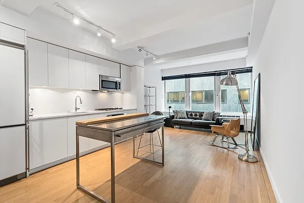 Rented by Douglas Elliman | media 3