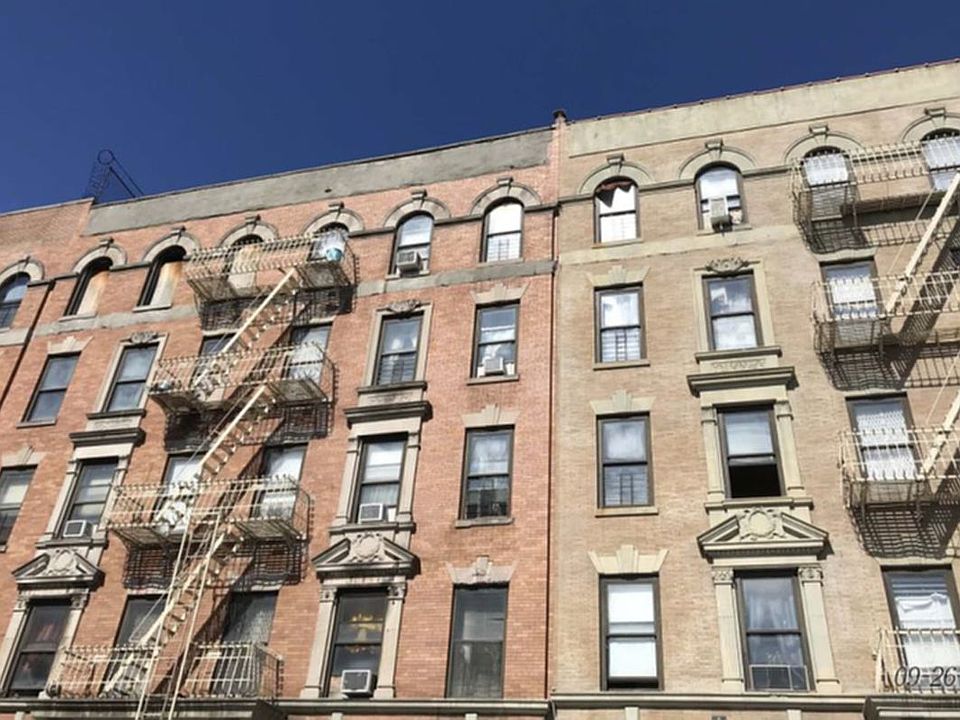 1st image of 993 Union Ave APT 17