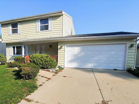 2nd image of 3412 Penrose Dr